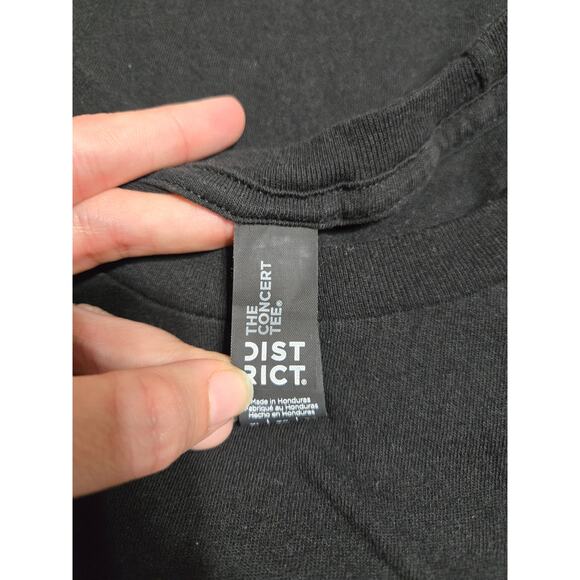 The concert tee xl unisex black tee - Picture 4 of 8